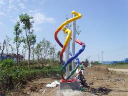 hj1738 不銹鋼雕塑-針線之魅_青島國(guó)際服裝城不銹鋼雕塑、石雕、玻璃鋼雕塑_濱州宏景雕塑有限公司
